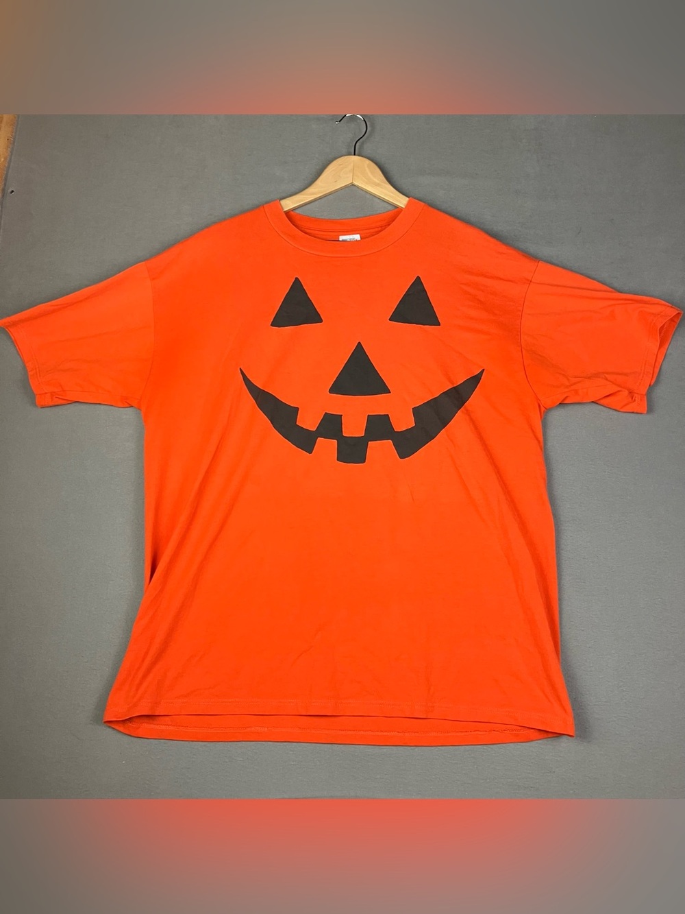 Vintage Pumpkin Face Jack O Lantern Halloween Costume T Shirt Size XL Orange. In